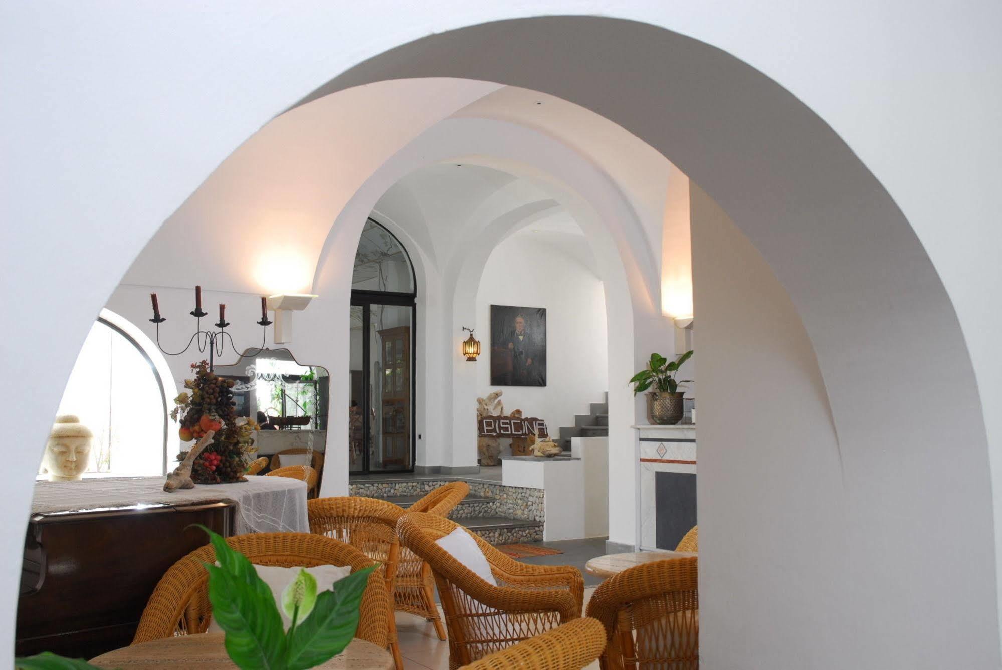 Grand Hotel Santa Domitilla Ponza Esterno foto